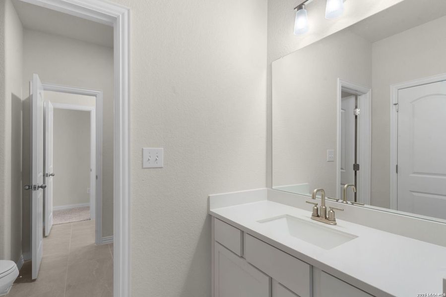 Furnished interior view inside a new home in Stream Waters, Seguin (Image 8). Furnished interior view inside a new home in Stream Waters, Seguin (Image 8).