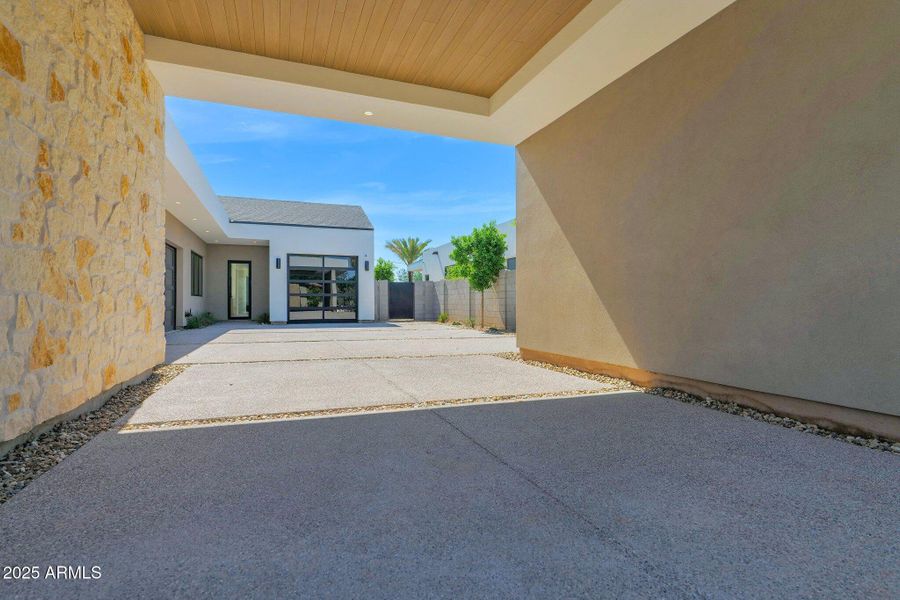 84-web-or-mls-P1233581