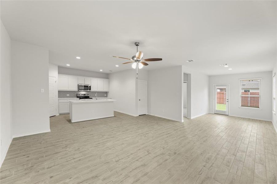 05. 1705 Teton - Family (2) 05. 1705 Teton - Family (2)