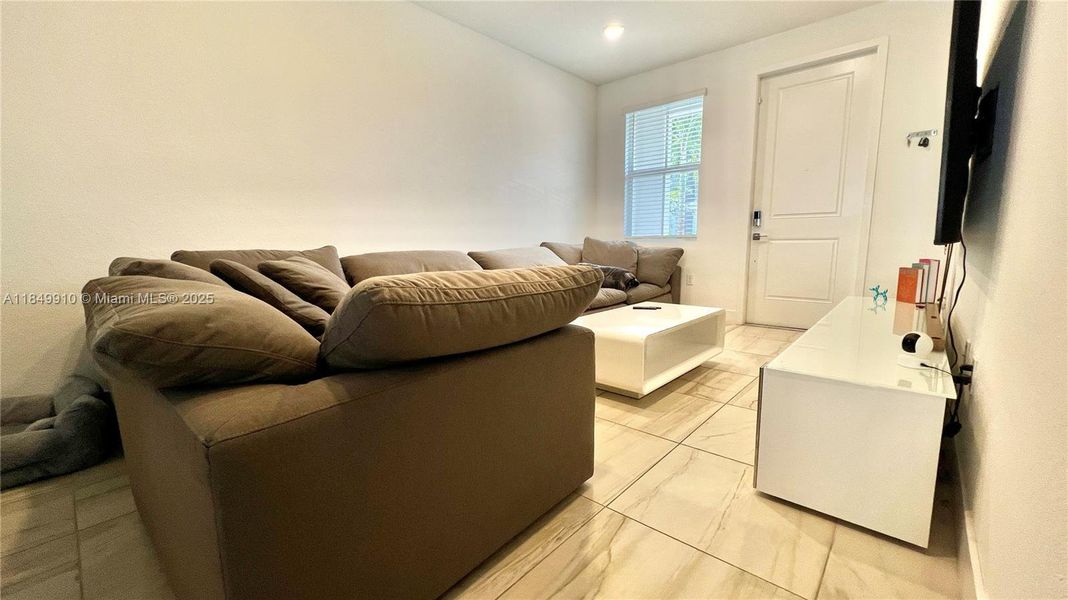 Furnished interior view inside a new home in , Pembroke Pines (Image 10).