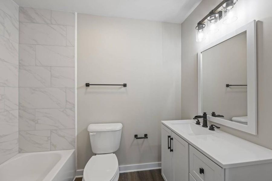 Furnished interior view inside a new home in , Lavonia (Image 7).