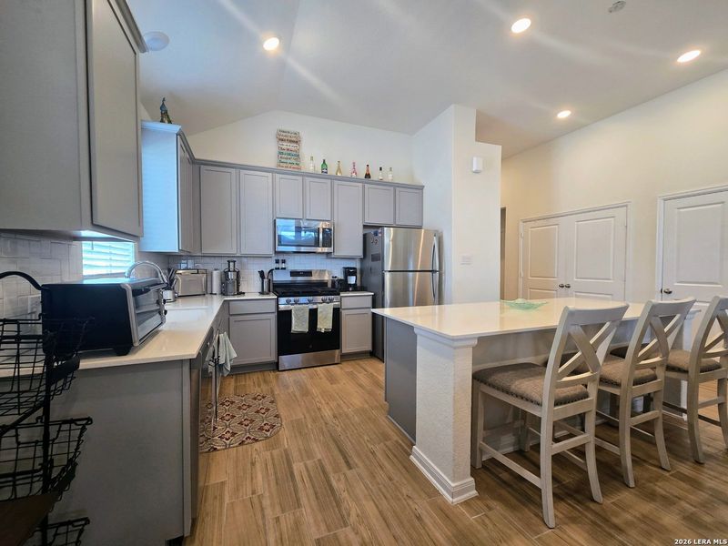 Furnished interior view inside a new home in Homestead, Schertz (Image 11).