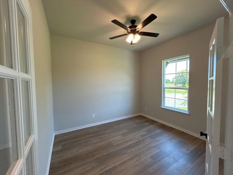 Spacious, unfurnished interior of a new home in Terra Escalante, Blue Ridge (Image 8).