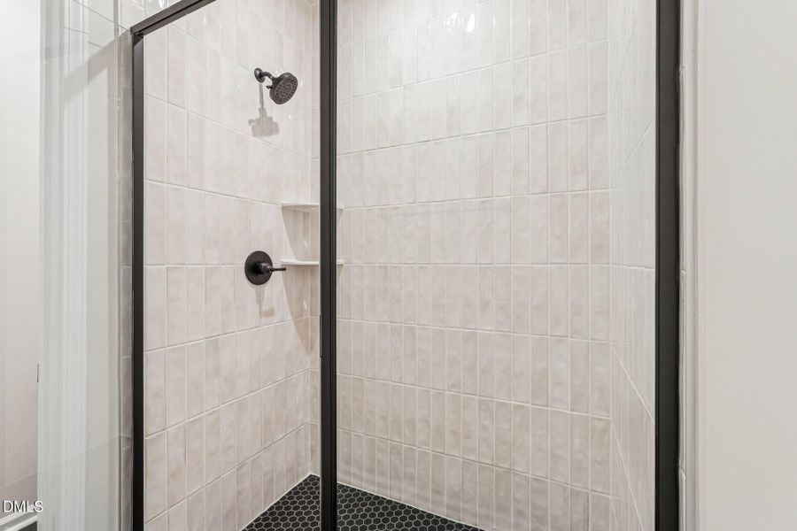 Twinleaf Townes 74_Primary Bathroom 2_10 Twinleaf Townes 74_Primary Bathroom 2_10