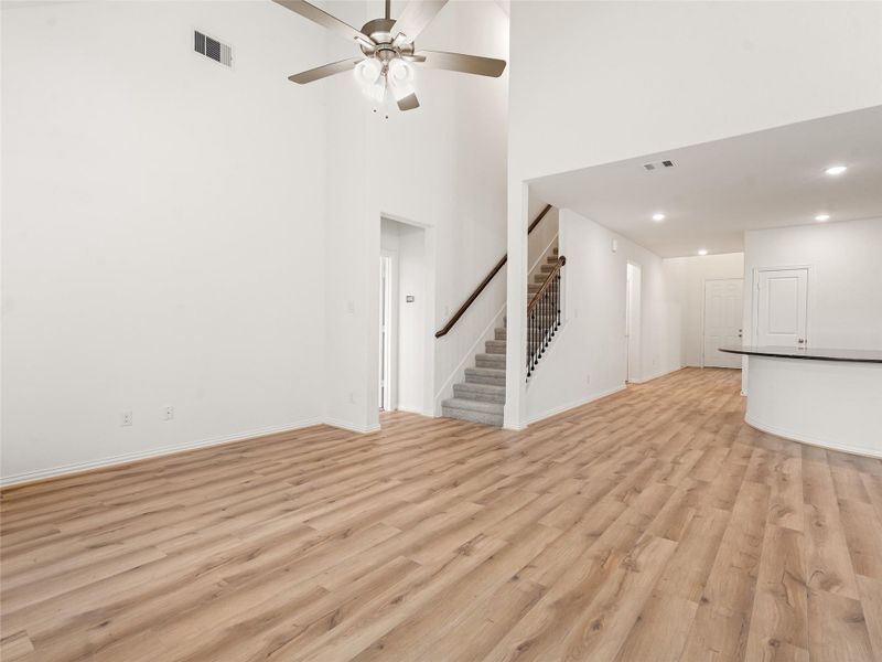 Spacious, unfurnished interior of a new home in Brookewater, Rosenberg (Image 24).