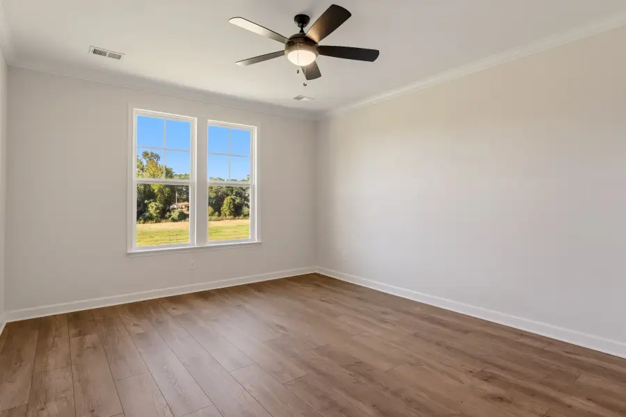 Spacious, unfurnished interior of a new home in Ridgecrest at Midway, Anderson (Image 20).