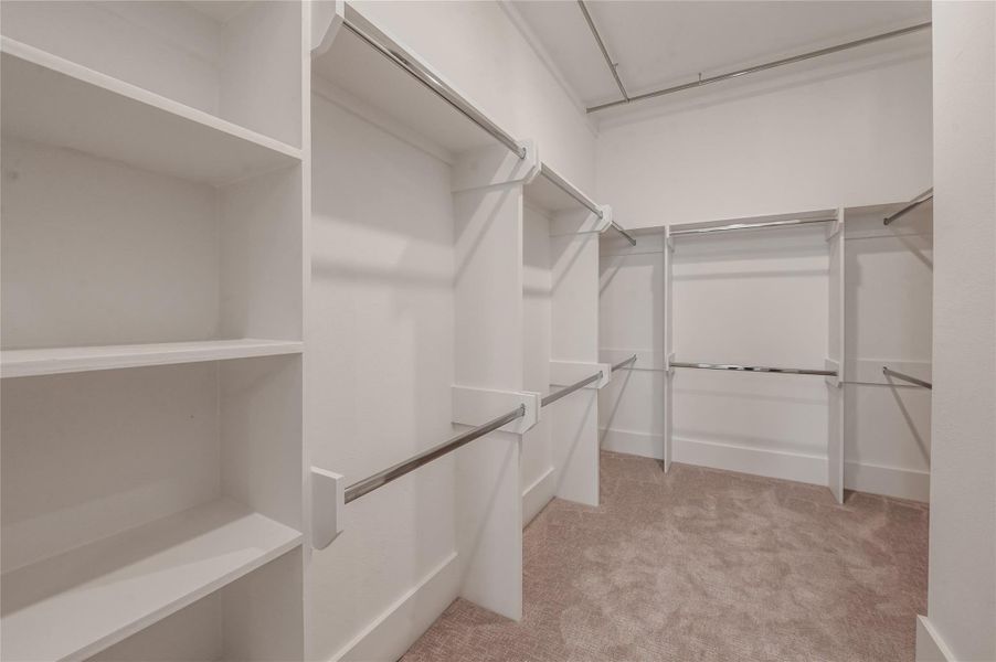 Spacious, unfurnished interior of a new home in , Houston (Image 18).