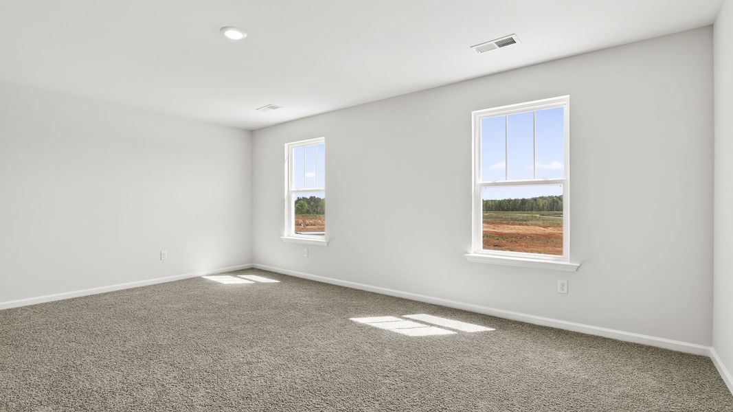 Spacious, unfurnished interior of a new home in Hunters Ridge, Woodruff (Image 28).