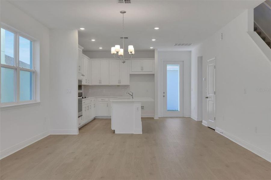 Spacious, unfurnished interior of a new home in Crossroads at Kelly Park, Apopka (Image 16). Spacious, unfurnished interior of a new home in Crossroads at Kelly Park, Apopka (Image 16).
