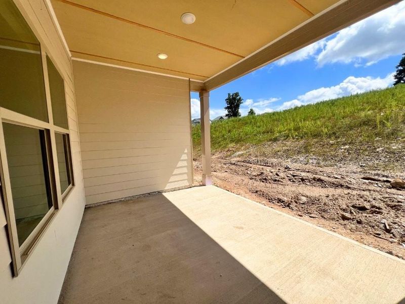 Spacious, unfurnished interior of a new home in , Homer (Image 12).