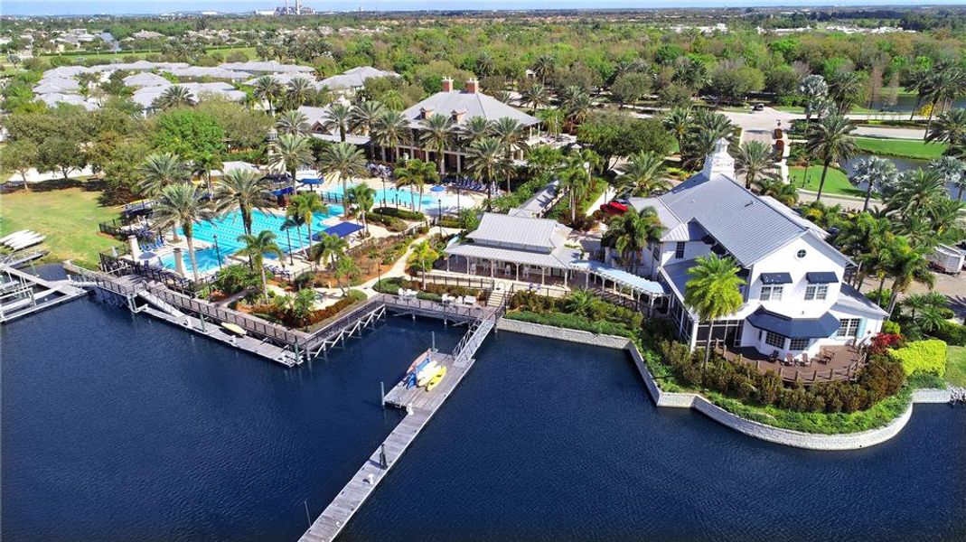Community amenities in Marisol Pointe at MiraBay, Apollo Beach (Image 25).