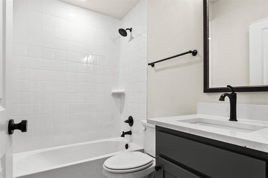 021-12408AudubonTrail-Wylie-TX-75098-Bathroom2.jpg-SMALL 021-12408AudubonTrail-Wylie-TX-75098-Bathroom2.jpg-SMALL