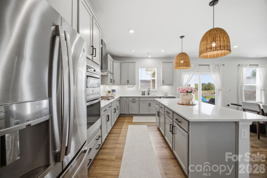 BEAUTIFUL chef-inspired kitchen