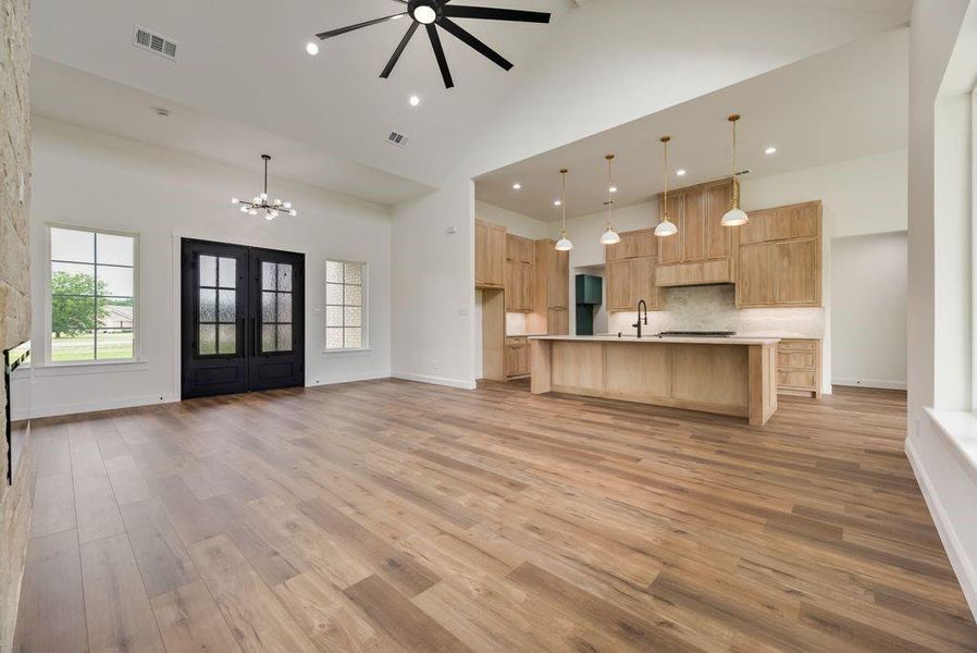Spacious, unfurnished interior of a new home in , Corsicana (Image 20). Spacious, unfurnished interior of a new home in , Corsicana (Image 20).