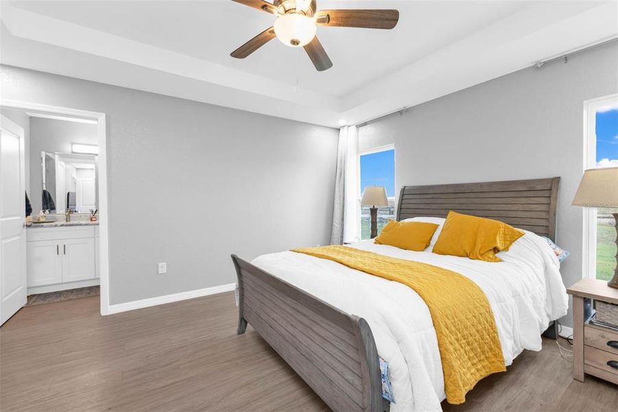 Furnished interior view inside a new home in , Arcadia (Image 14).