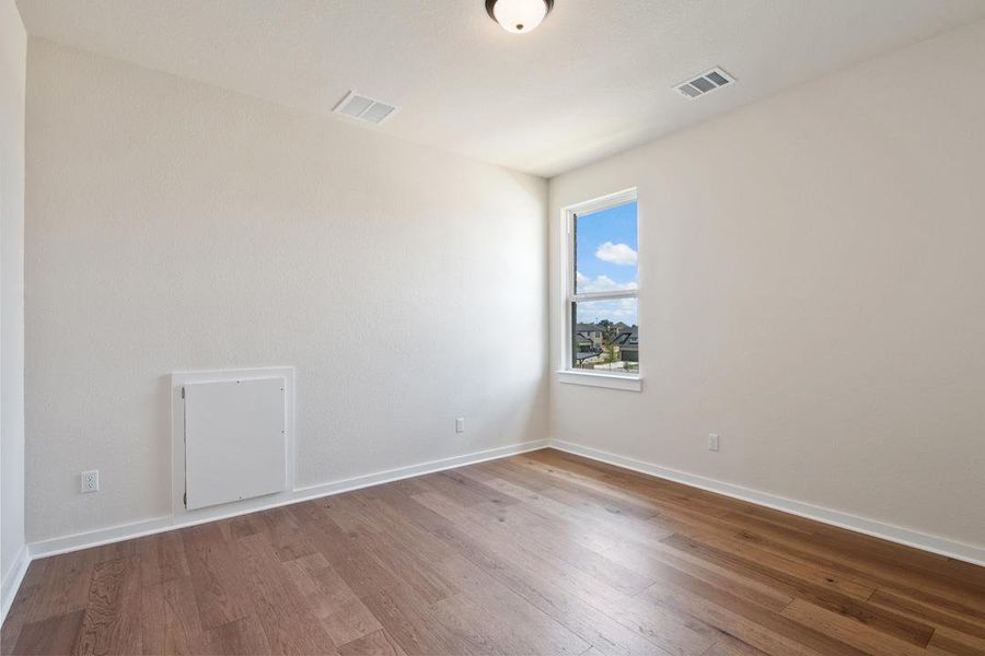 Spacious, unfurnished interior of a new home in Park Collection at Heritage, Dripping Springs (Image 17). Spacious, unfurnished interior of a new home in Park Collection at Heritage, Dripping Springs (Image 17).