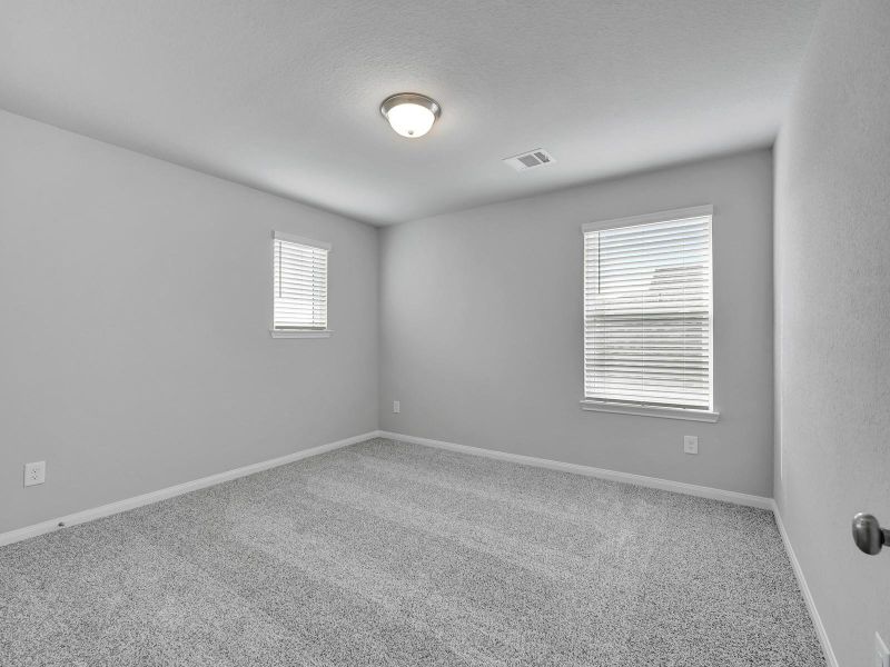 Photo is not of the actual home, but is an inspirational photo of builder’s model home and may depict options, furnishings, and/or decorator features that are not included Photo is not of the actual home, but is an inspirational photo of builder’s model home and may depict options, furnishings, and/or decorator features that are not included