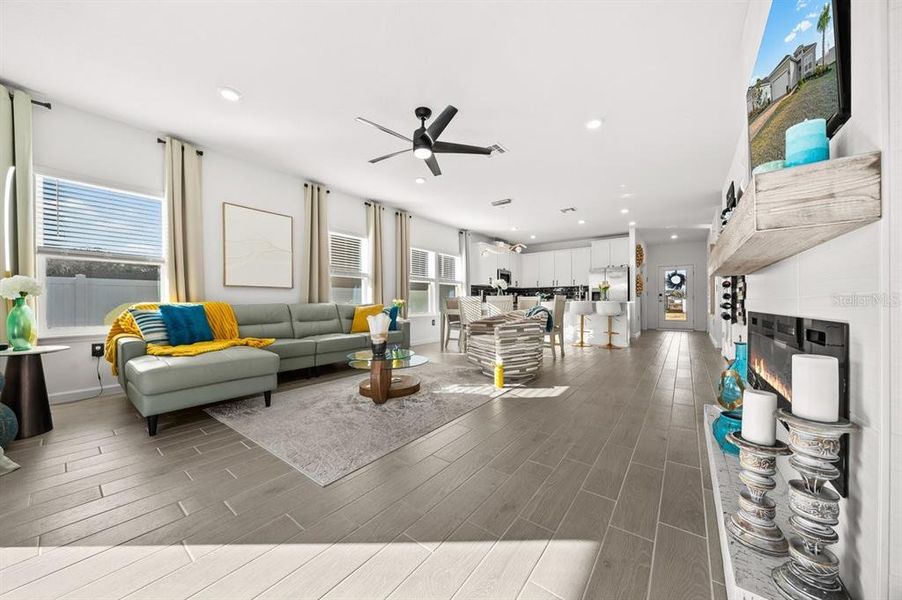 Furnished interior view inside a new home in , Ocala (Image 49).