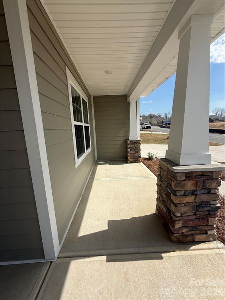 Exterior details and patio area of a home in Roselyn, Lancaster (Image 2).
