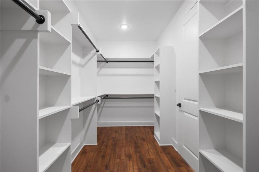 Image 38 of a home in .
