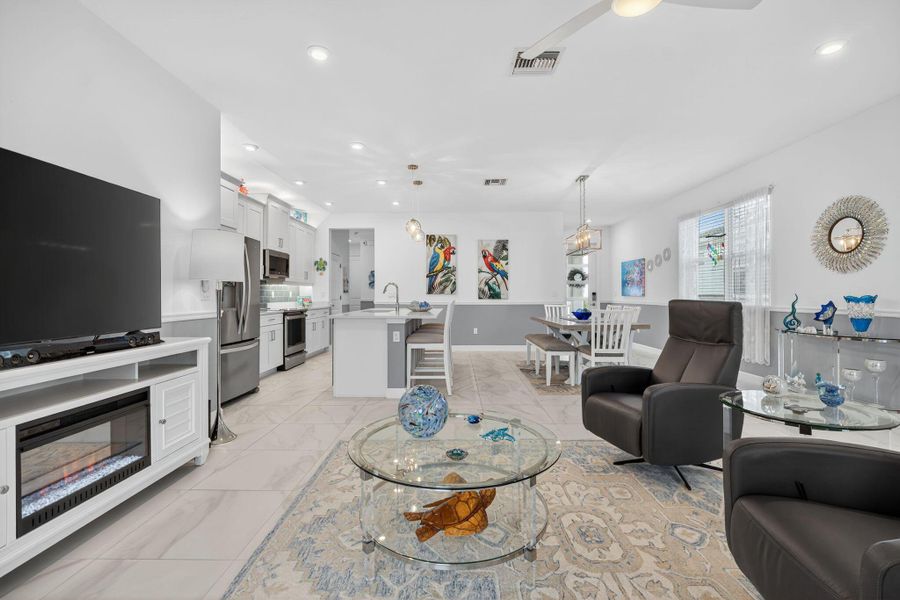 Furnished interior view inside a new home in , Port St. Lucie (Image 6).