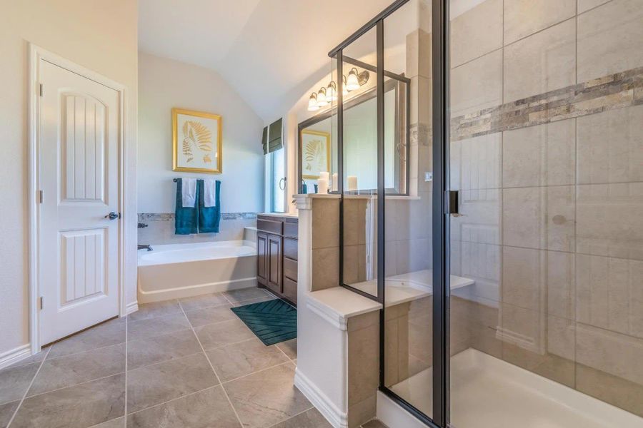 Primary Bathroom | Concept 2379 at Villages of Walnut Grove in Midlothian, TX by Landsea Homes