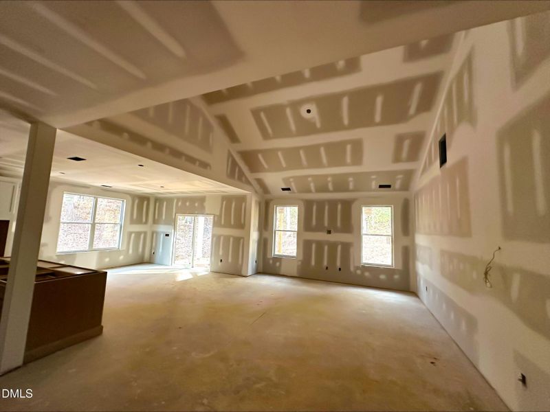 Roanoke - RASP 25 - interiors-living roo