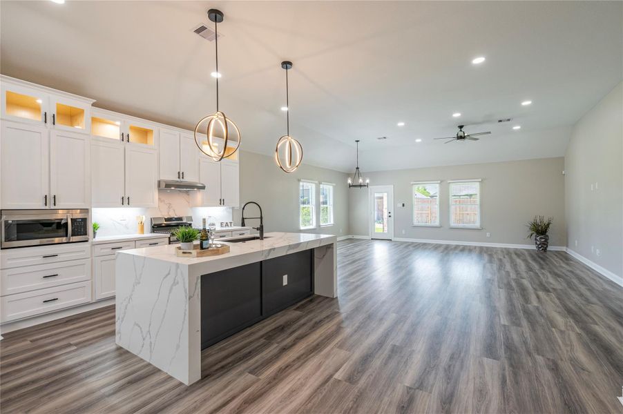 Furnished interior view inside a new home in , Houston (Image 14).