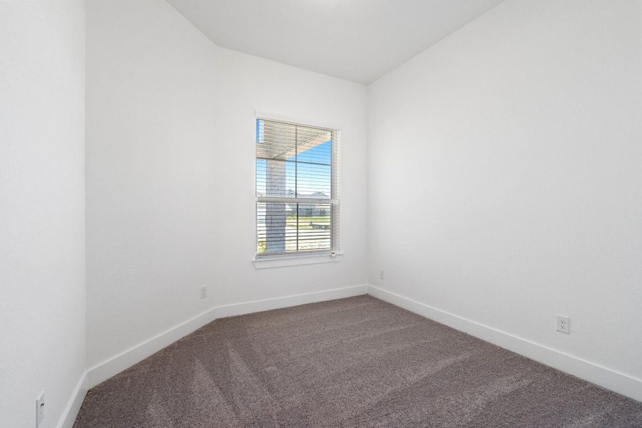 Spacious, unfurnished interior of a new home in Emory Glen, Magnolia (Image 27).