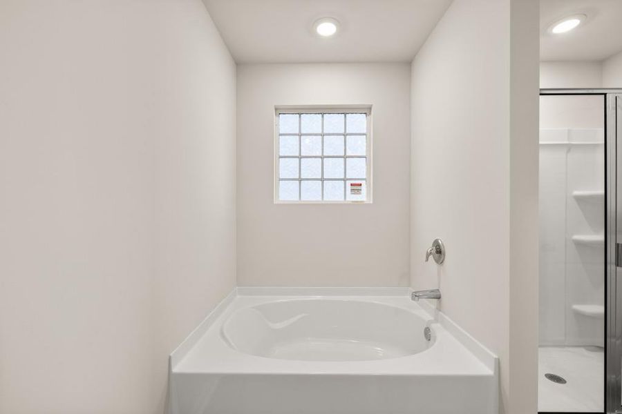 Close-up of interior finishes inside a home in Oconee Overlook, Gainesville (Image 15). Close-up of interior finishes inside a home in Oconee Overlook, Gainesville (Image 15).