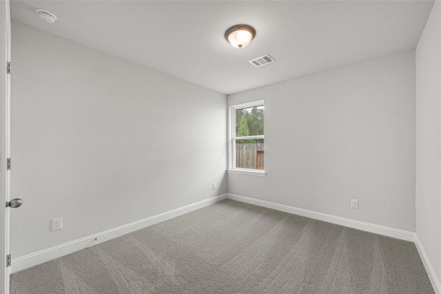 Spacious, unfurnished interior of a new home in Stonebrooke, Conroe (Image 14).