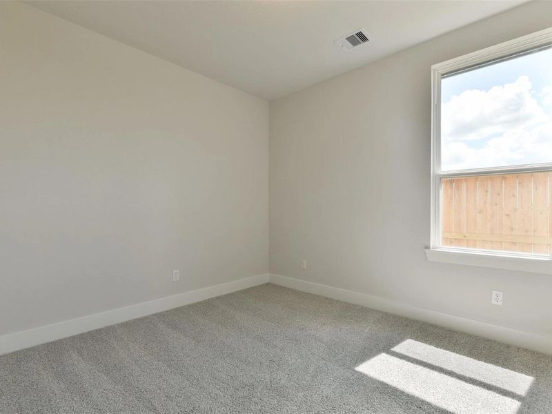 Spacious, unfurnished interior of a new home in Lago Mar, Texas City (Image 32). Spacious, unfurnished interior of a new home in Lago Mar, Texas City (Image 32).