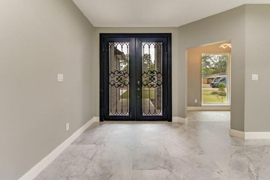 Spacious, unfurnished interior of a new home in , League City (Image 31). Spacious, unfurnished interior of a new home in , League City (Image 31).