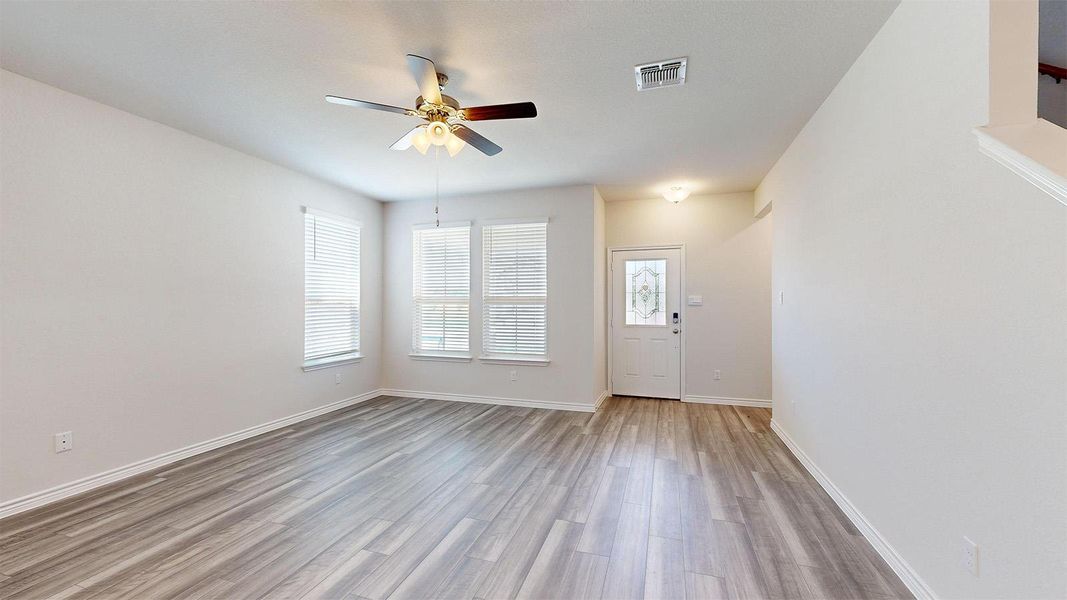 Spacious, unfurnished interior of a new home in Turnbo Ranch Traditions, Killeen (Image 19). Spacious, unfurnished interior of a new home in Turnbo Ranch Traditions, Killeen (Image 19).