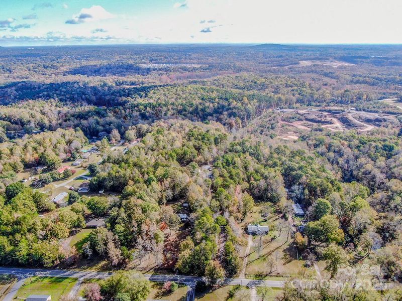 Image 40 of a home in .