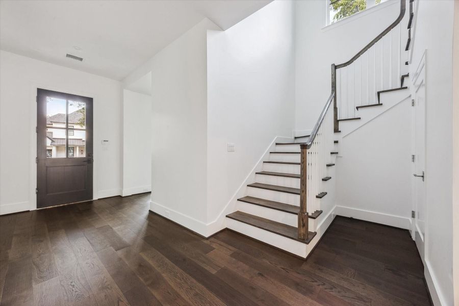 Image 42 of a home in .