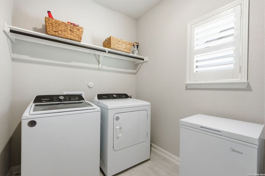 Close-up of interior finishes inside a home in Fox Falls, Boerne (Image 20).