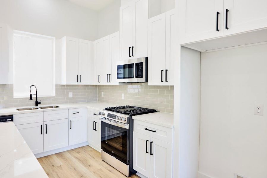 Furnished interior view inside a new home in , Houston (Image 2). Furnished interior view inside a new home in , Houston (Image 2).