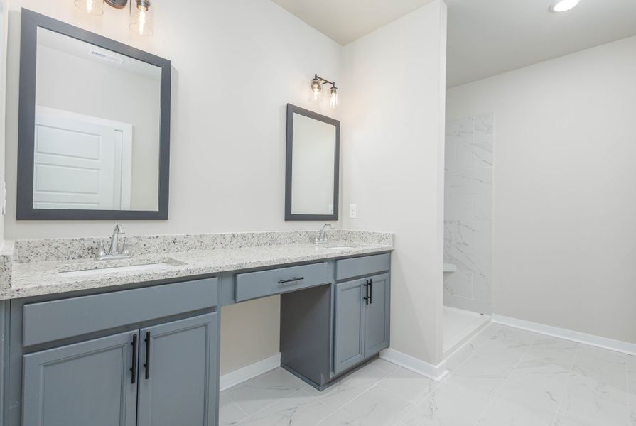 Representative furnished interior of a home built from the Rosewood by Nason Homes in Woodland Farms, Dickson (Image 11).