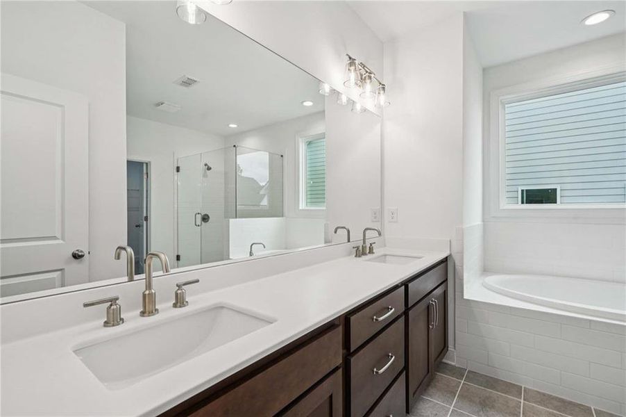 Furnished interior view inside a new home in East Harbor II at Chestatee, Dawsonville (Image 10).
