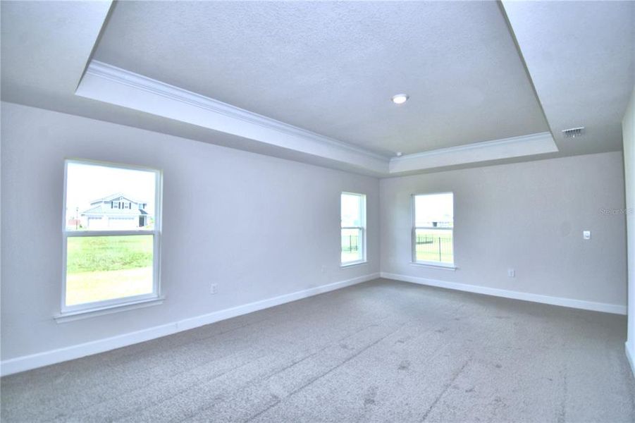 Spacious, unfurnished interior of a new home in , Auburndale (Image 25).