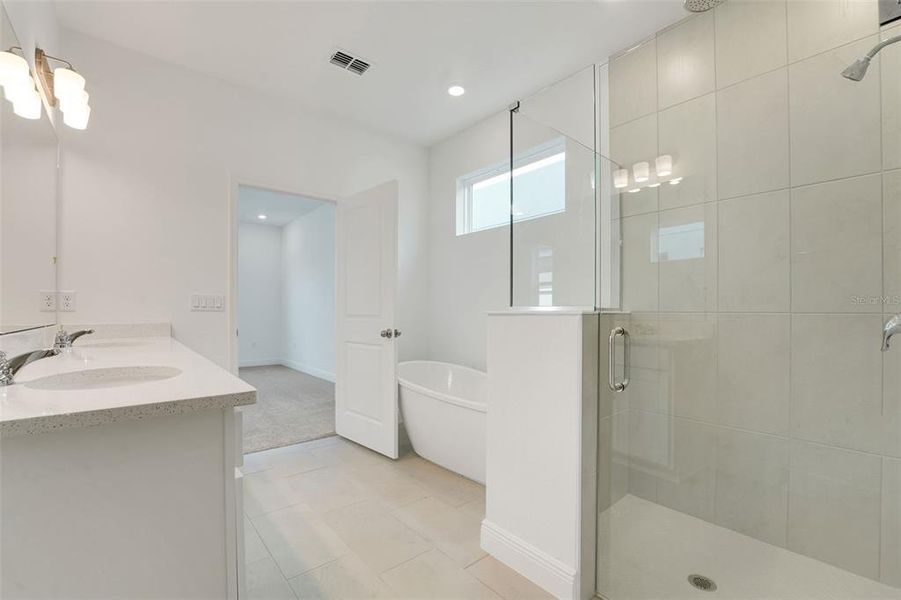 Furnished interior view inside a new home in Crossroads at Kelly Park, Apopka (Image 7). Furnished interior view inside a new home in Crossroads at Kelly Park, Apopka (Image 7).