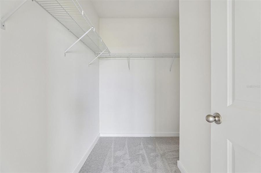 Spacious, unfurnished interior of a new home in Hamilton Bluff, Haines City (Image 12).
