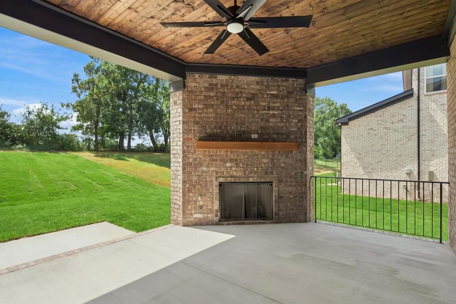 Monroe B Outdoor living area Monroe B Outdoor living area