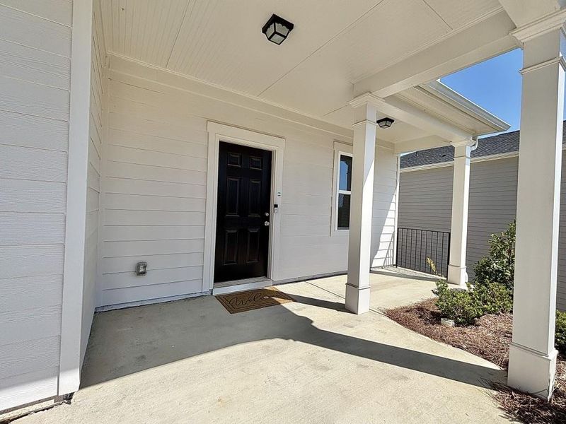 Exterior details and patio area of a home in , Gainesville (Image 4).
