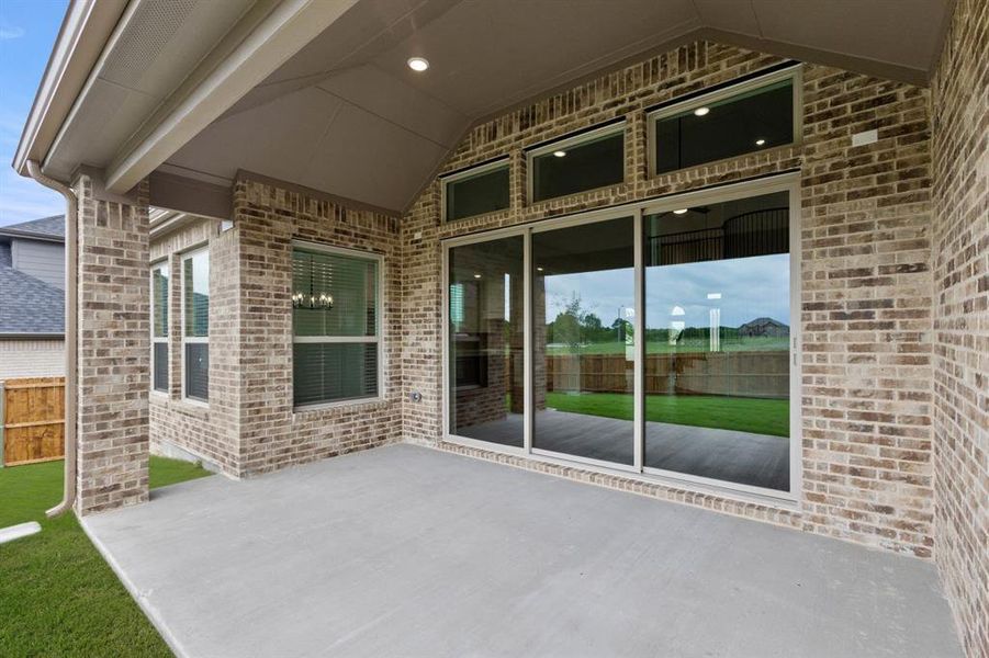 413 Newpark-Patio-1