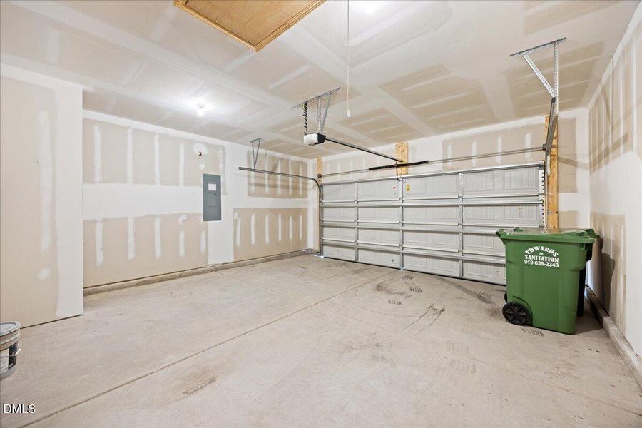 32-2A1A2724 32-2A1A2724