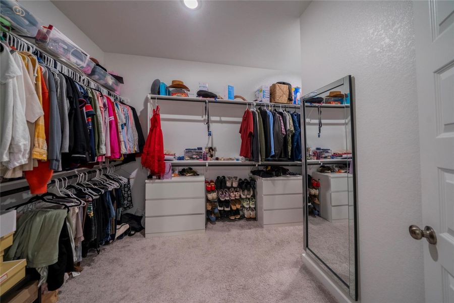 Furnished interior view inside a new home in Mason Woods, Cypress (Image 16). Furnished interior view inside a new home in Mason Woods, Cypress (Image 16).