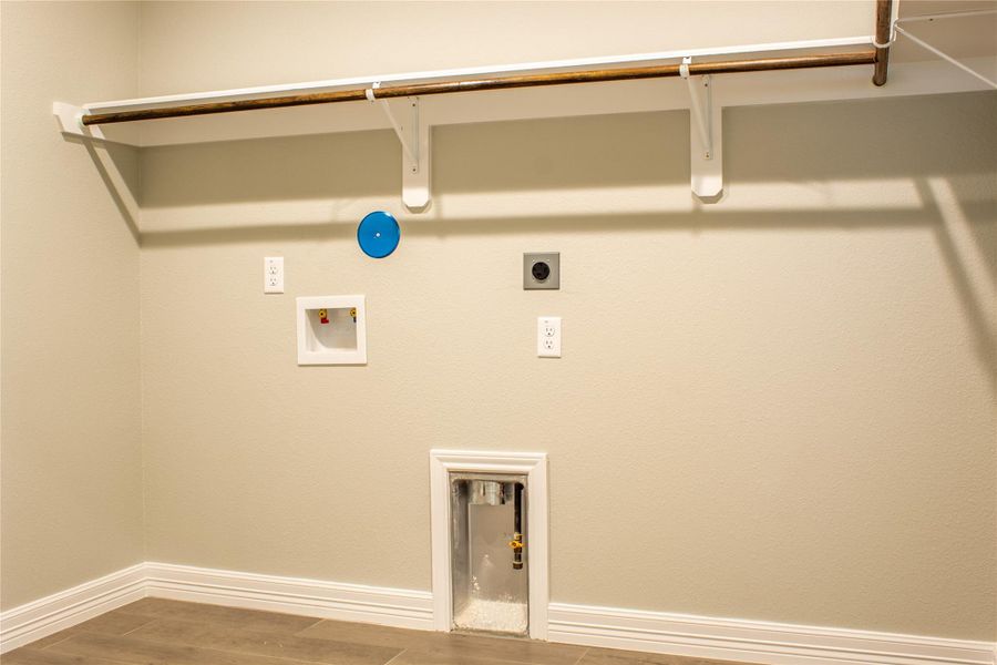 Spacious, unfurnished interior of a new home in , Port Neches (Image 13). Spacious, unfurnished interior of a new home in , Port Neches (Image 13).