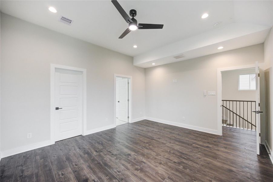 Large Primary Retreat